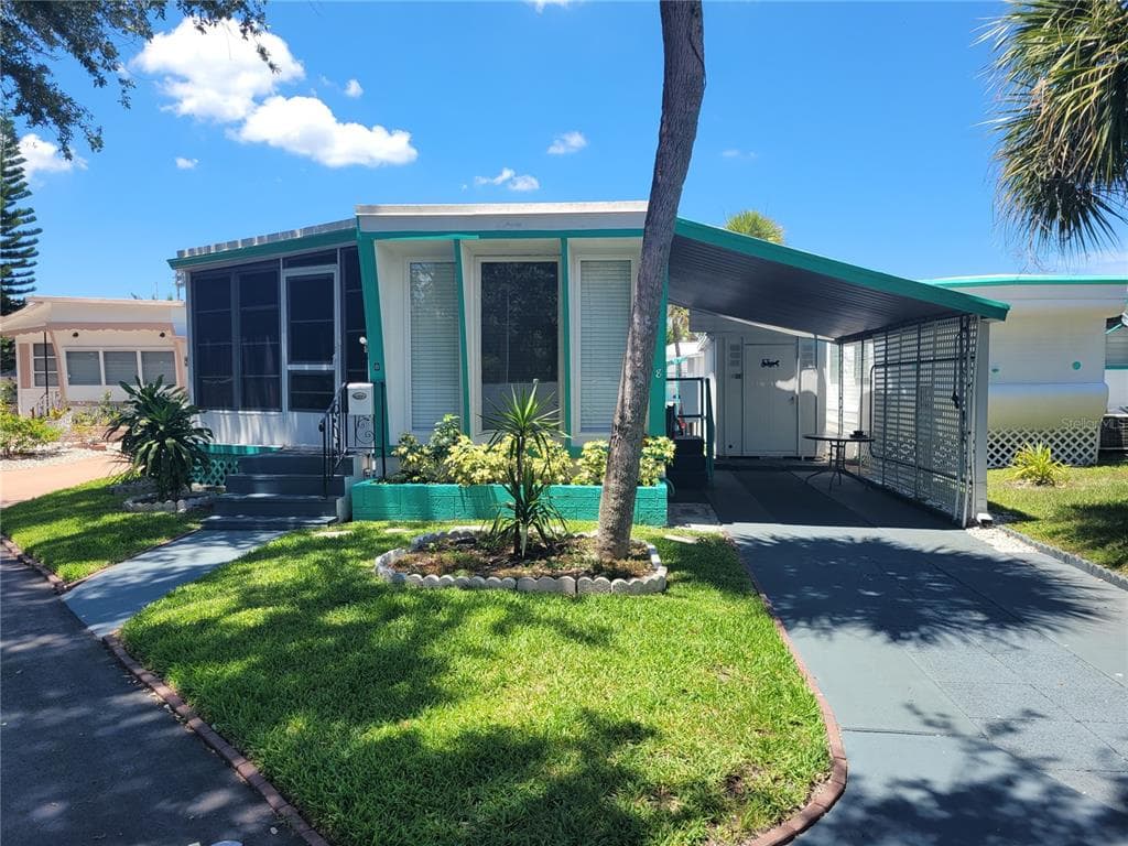 4851 W GANDY BOULEVARD UNIT B1L8 TAMPA, FL 33611