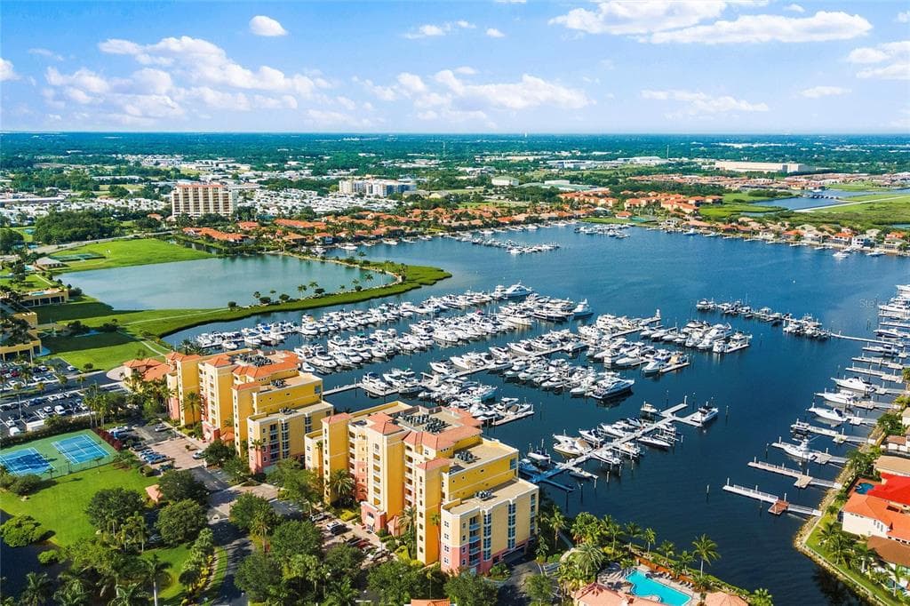 610 RIVIERA DUNES WAY UNIT 203 PALMETTO, FL 34221