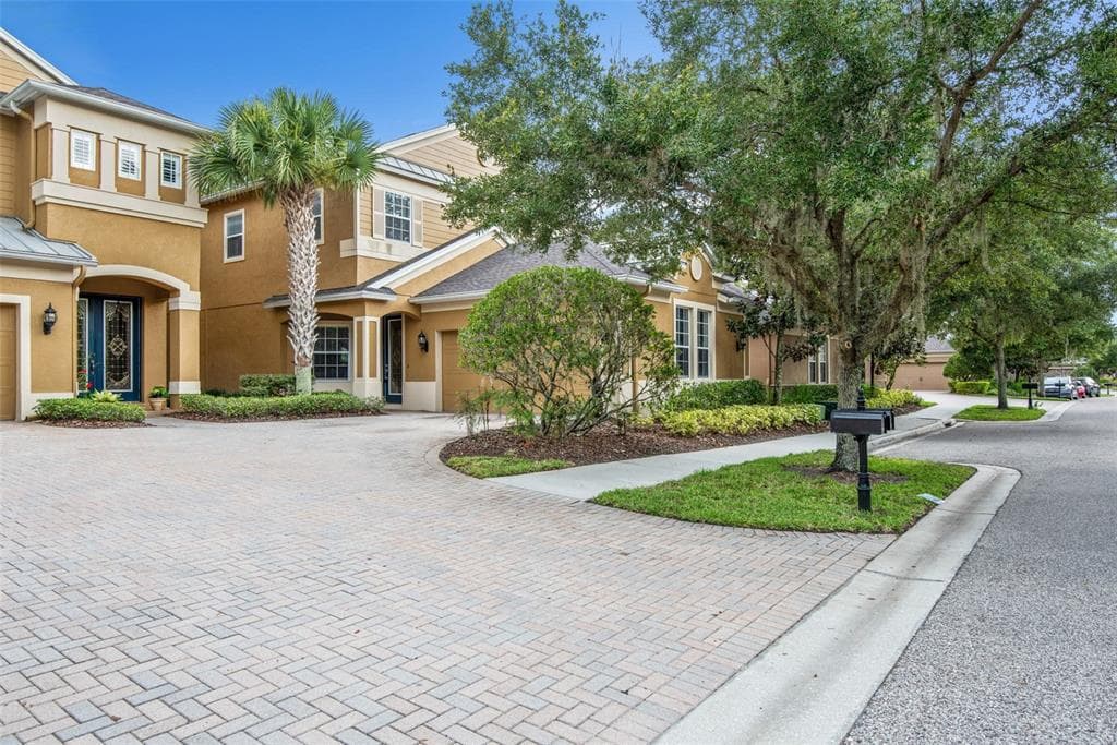 11108 ROSEATE DRIVE TAMPA, FL 33626