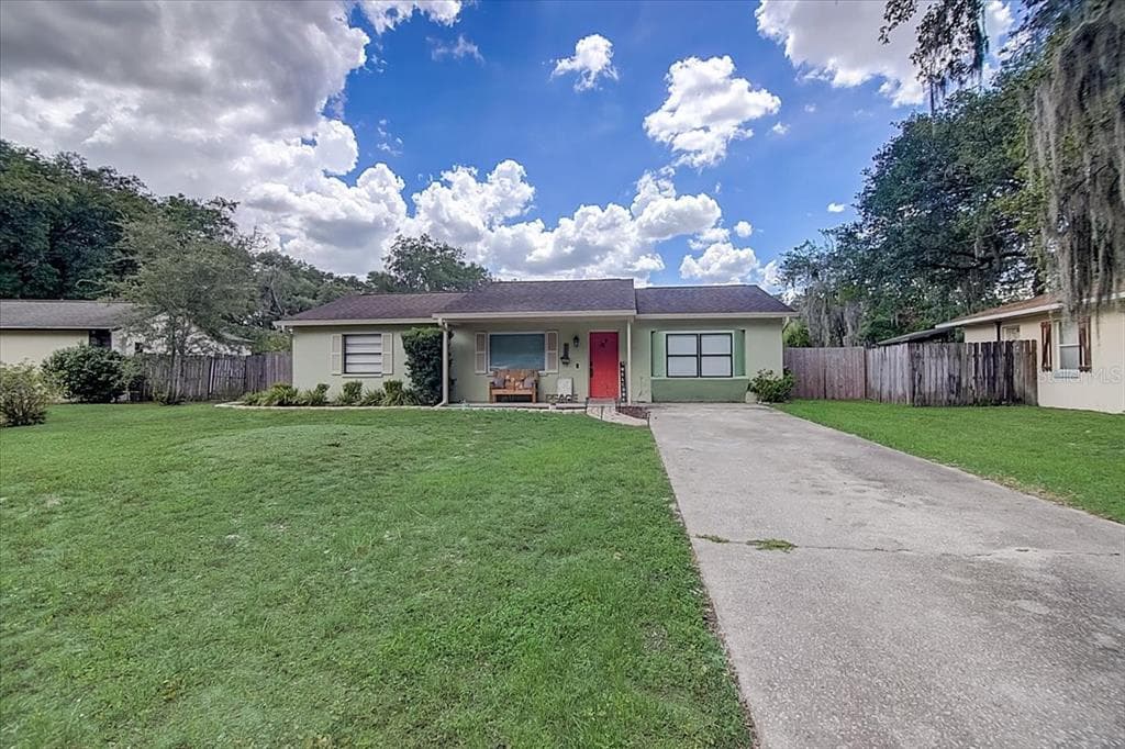 39676 MEADOWOOD LOOP ZEPHYRHILLS, FL 33542