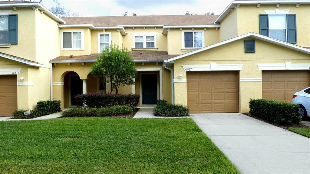 10817 GREAT CARLISLE COURT RIVERVIEW, FL 33578