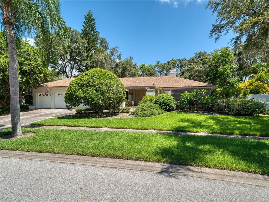 3082 ENISGLEN DRIVE PALM HARBOR, FL 34683