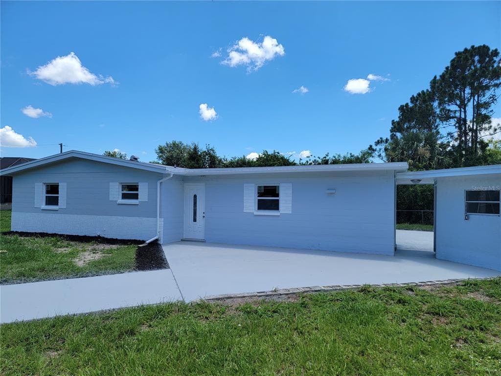4329 KNOLLWOOD DRIVE PUNTA GORDA, FL 33982
