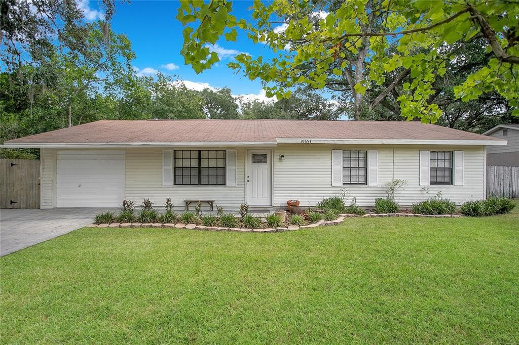 39653 MEADOWOOD LOOP ZEPHYRHILLS, FL 33542