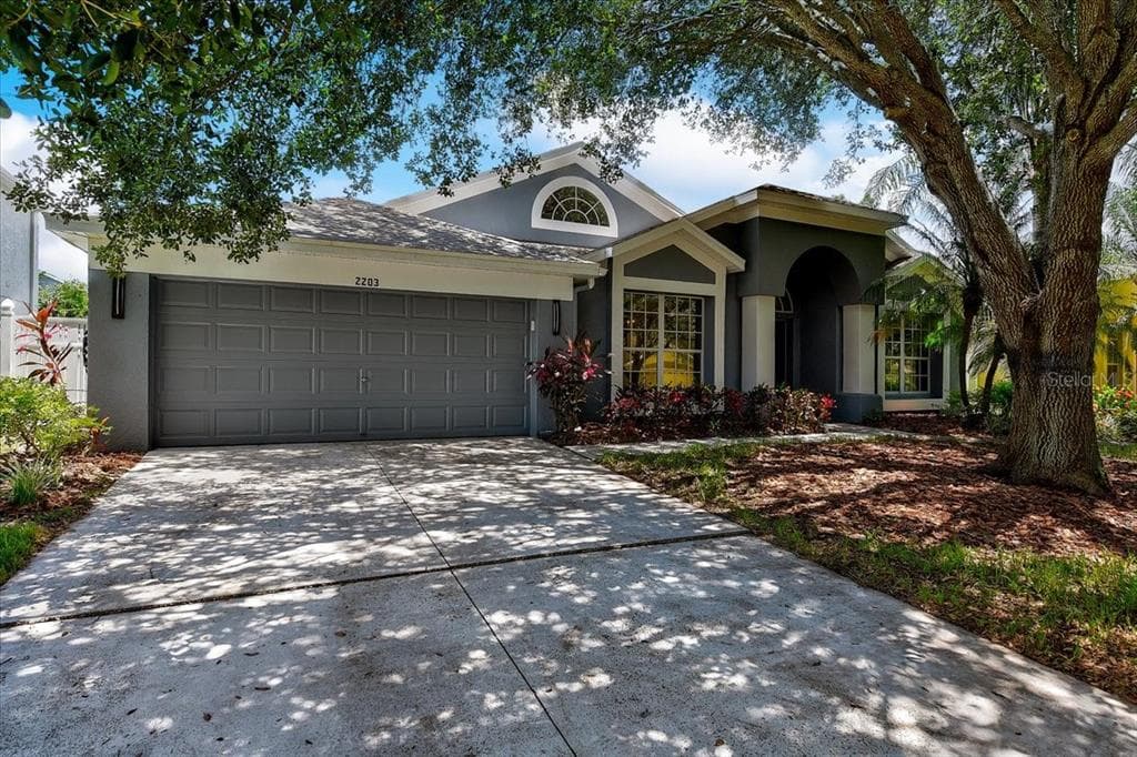2203 KATANA PLACE BRANDON, FL 33511
