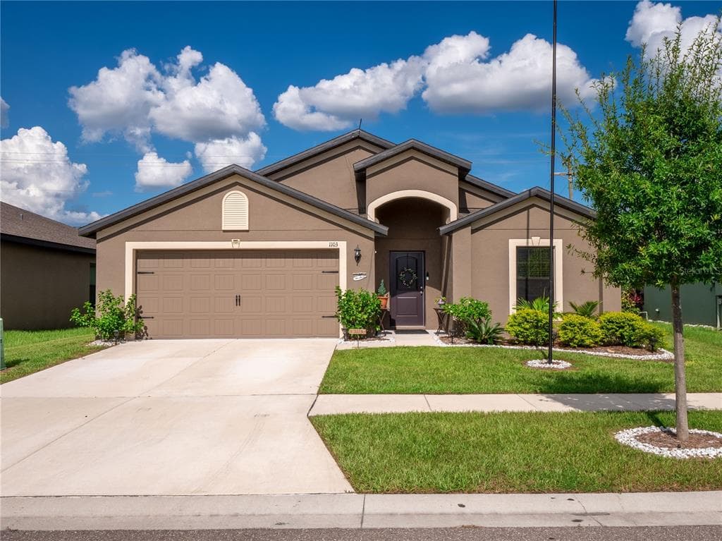 1103 BRENTON LEAF DRIVE RUSKIN, FL 33570