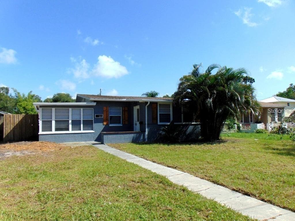 3911 4TH AVENUE N ST PETERSBURG, FL 33713