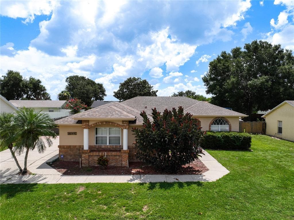 2258 PALMVIEW CIRCLE E