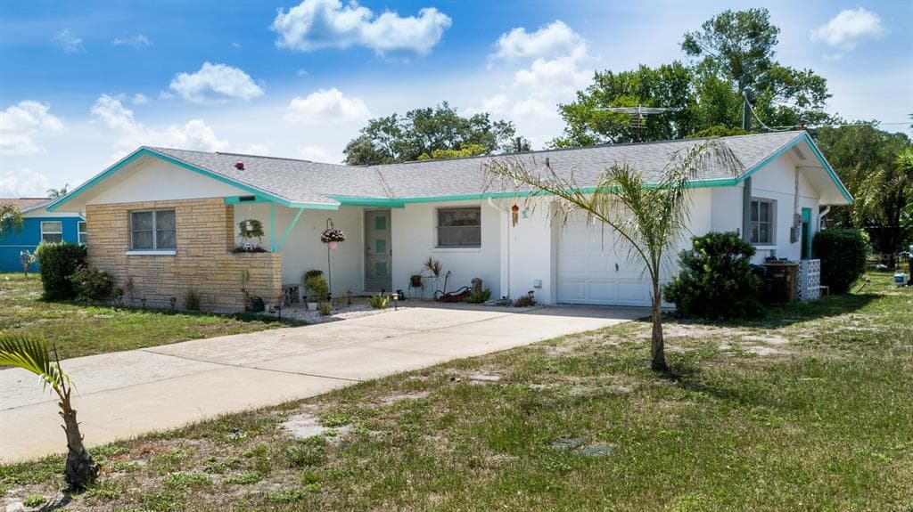 7608 REDCOAT AVENUE PORT RICHEY, FL 34668