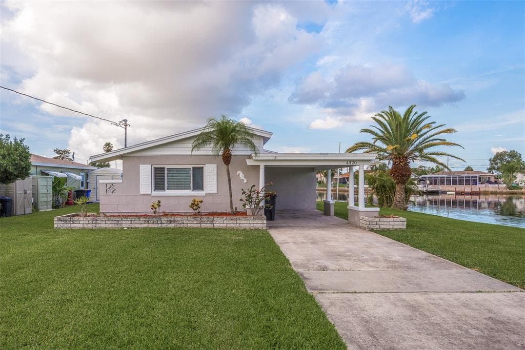 4320 FLORAMAR TERRACE NEW PORT RICHEY, FL 34652