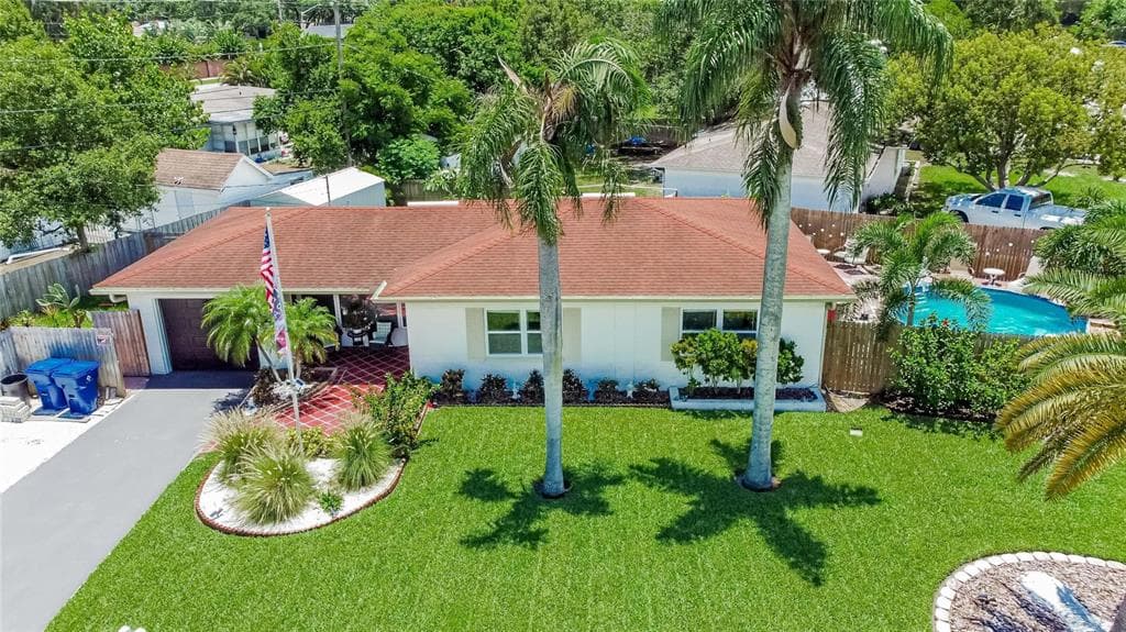 2187 ORANGEWOOD WAY CLEARWATER, FL 33764