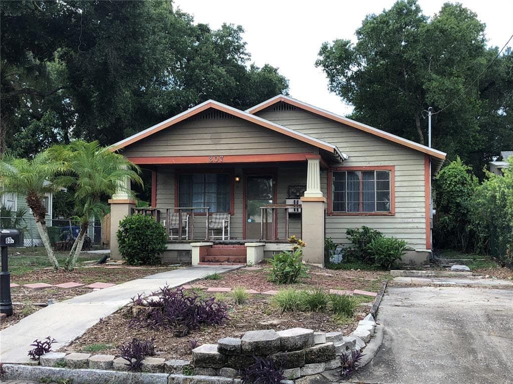 807 E FLORA STREET TAMPA, FL 33604