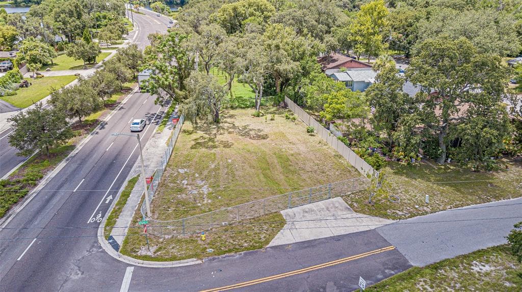 7020 N 40TH STREET TAMPA, FL 33604