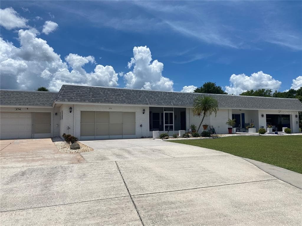 376 CLUB MANOR DRIVE UNIT 6 SUN CITY CENTER, FL 33573