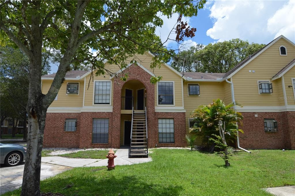 8609 FANCY FINCH DRIVE UNIT 101 TAMPA, FL 33614