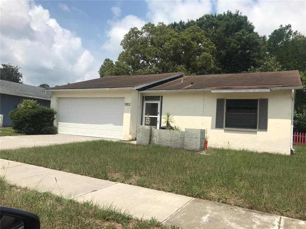 5102 GLENHURST LANE NEW PORT RICHEY, FL 34653