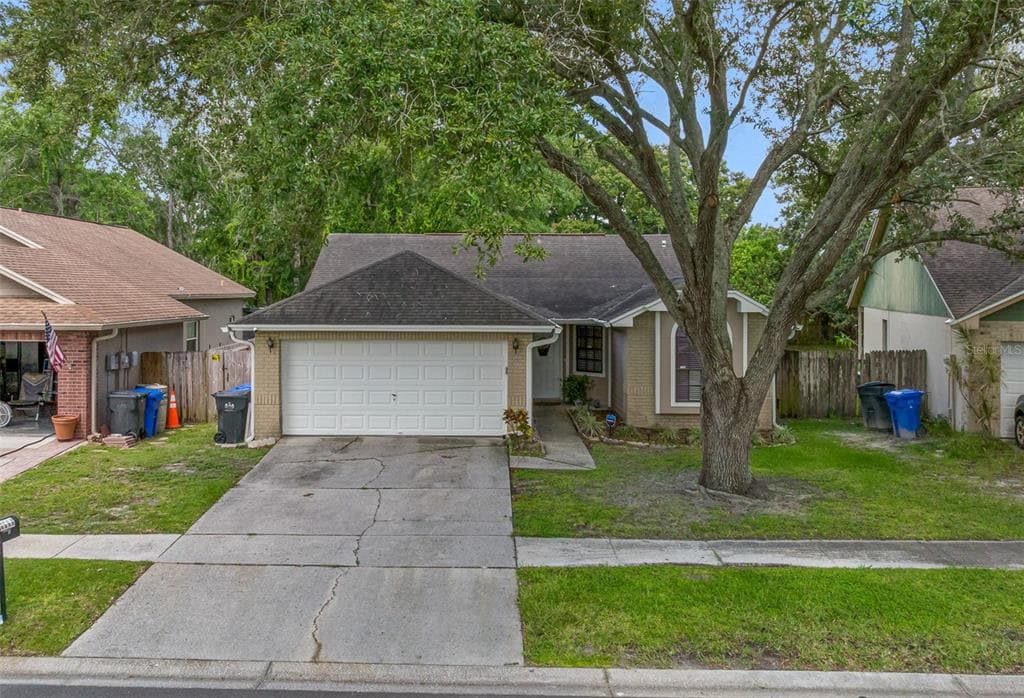5435 FRIARSWAY DRIVE TAMPA, FL 33624
