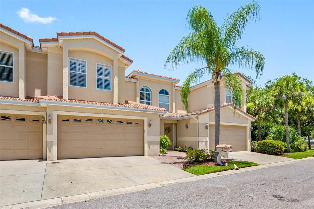 10405 SAINT TROPEZ PLACE TAMPA, FL 33615