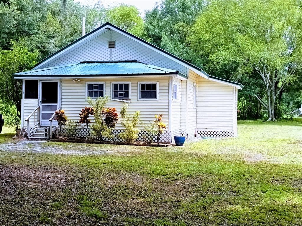 2500 JIM JOHNSON ROAD PLANT CITY, FL 33566