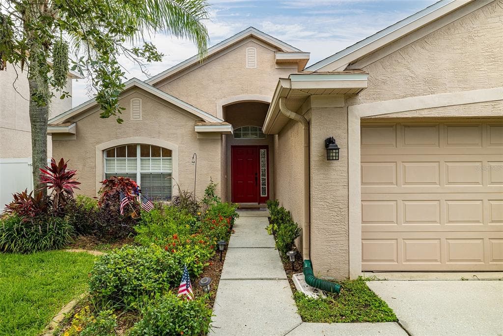 12239 BISHOPSFORD DRIVE TAMPA, FL 33626