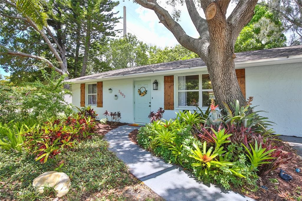 2603 FORT WORTH STREET SARASOTA, FL 34231