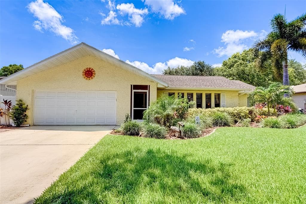 10324 95TH STREET SEMINOLE, FL 33777