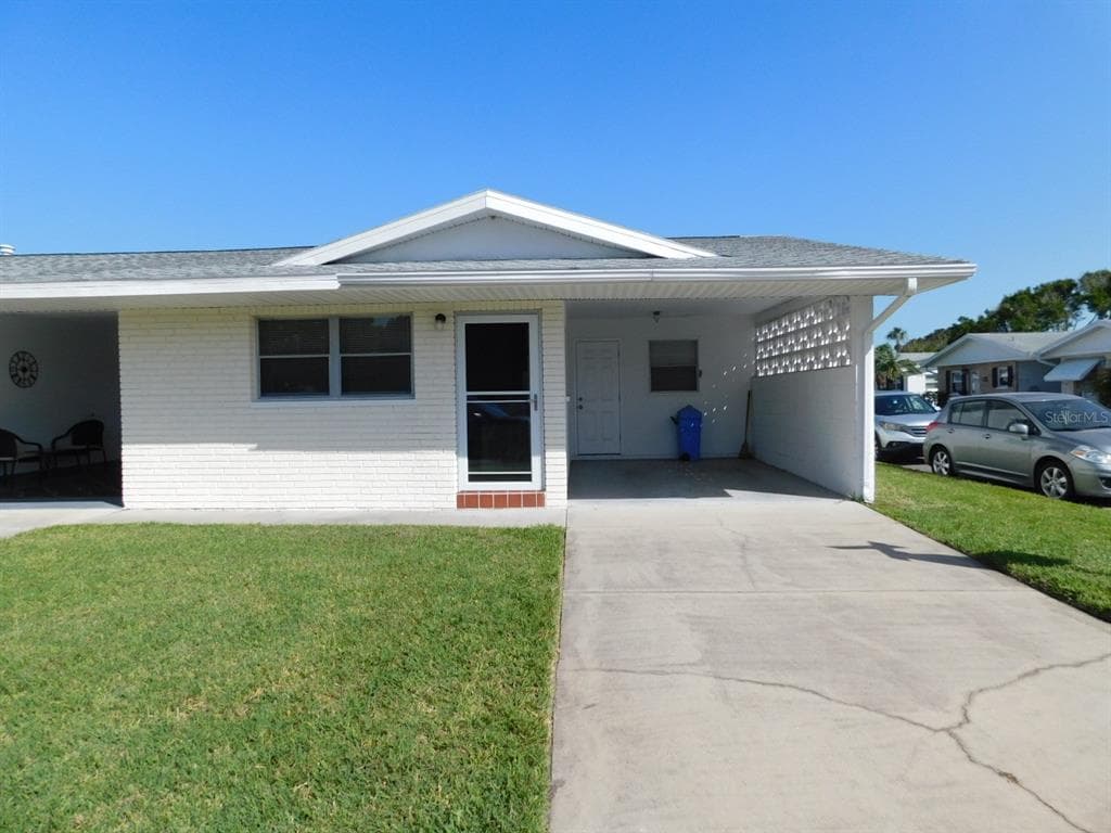 5101 PARK LAKE DRIVE N PINELLAS PARK, FL 33782