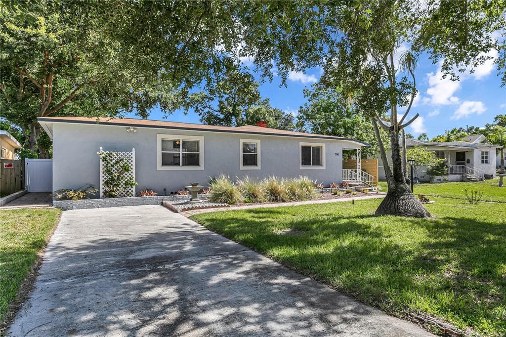 2342 9TH AVENUE N ST PETERSBURG, FL 33713