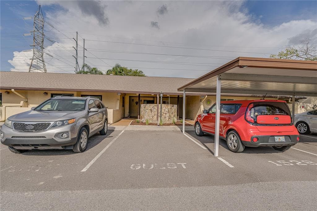 1532 16TH CIRCLE SE UNIT 1532 LARGO, FL 33771
