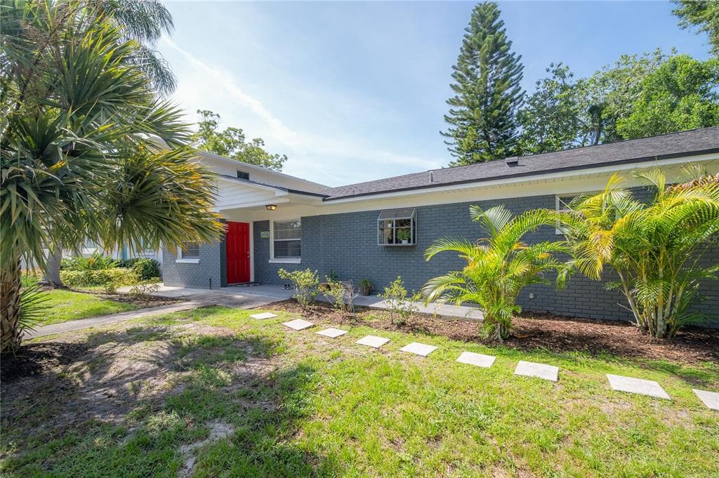 2910 W PINE STREET TAMPA, FL 33607