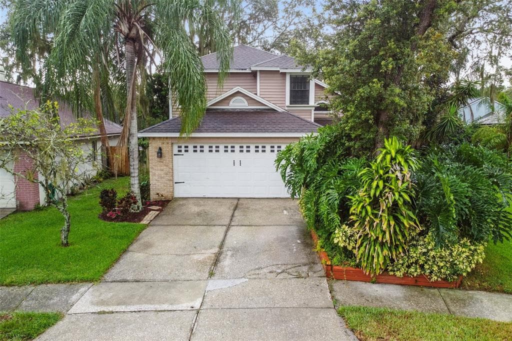 2511 MENDOCINO WAY VALRICO, FL 33596