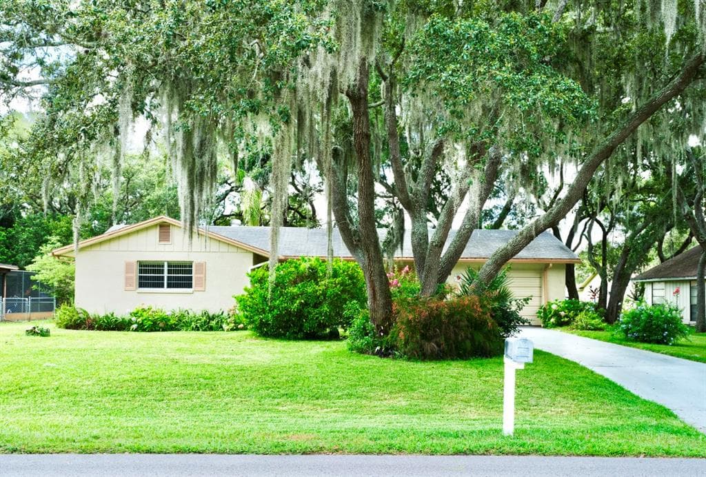 8404 PEORIA STREET SPRING HILL, FL 34608