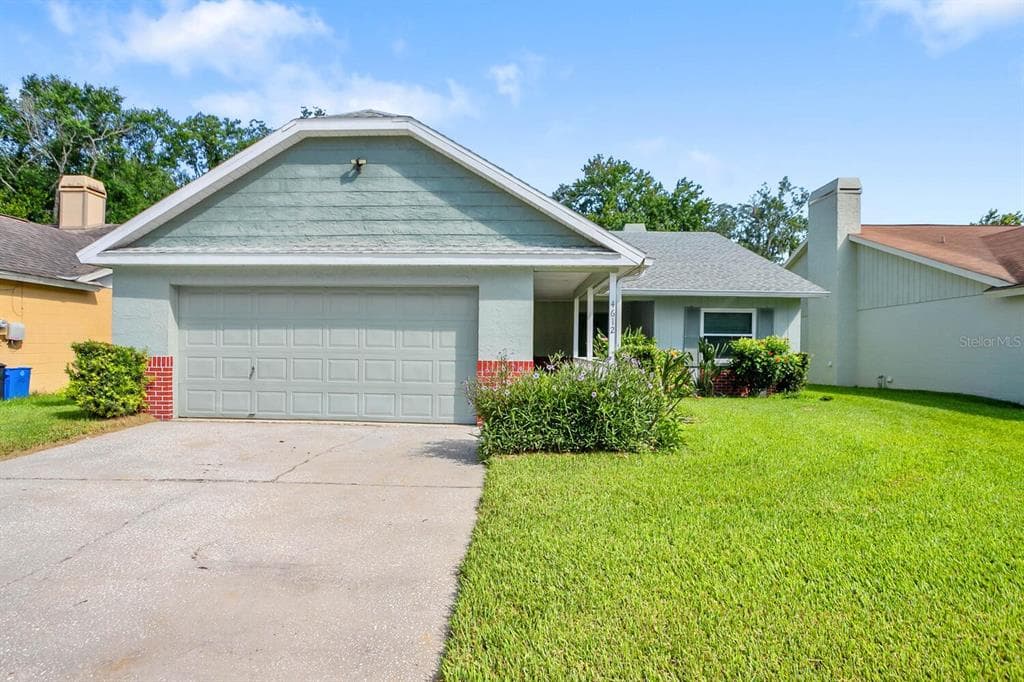 4612 N COUNTRY HILLS COURT PLANT CITY, FL 33566