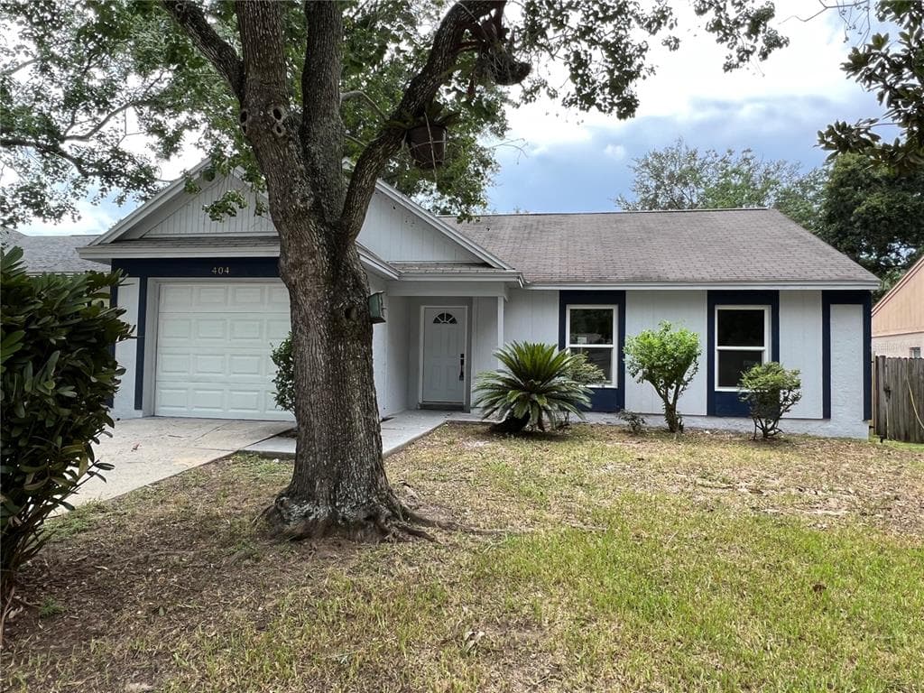 404 REGAL PARK DRIVE VALRICO, FL 33594