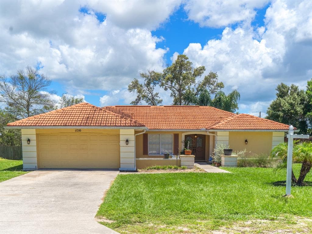 11210 SEDGEFIELD AVENUE SPRING HILL, FL 34608