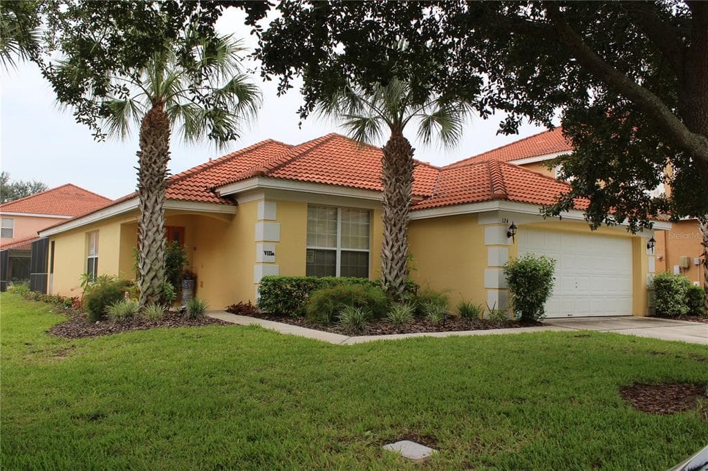 124 SEVILLA AVENUE DAVENPORT, FL 33897