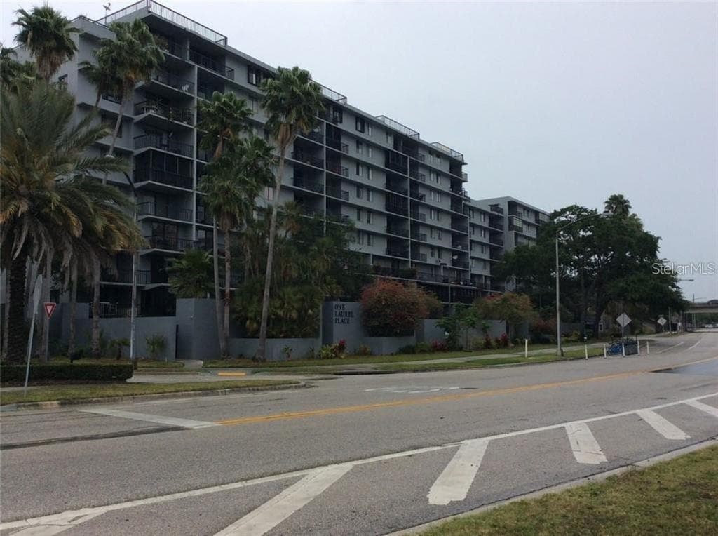 201 W LAUREL STREET UNIT 304 TAMPA, FL 33602