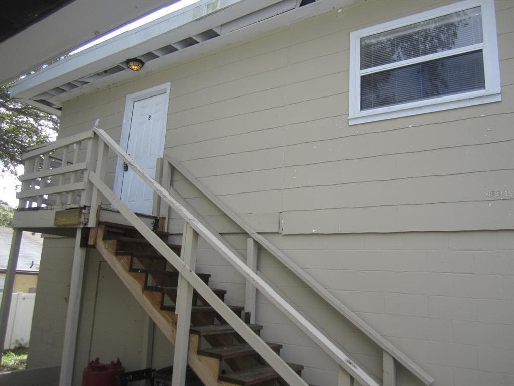 986 22ND AVENUE S UNIT 3 ST PETERSBURG, FL 33705