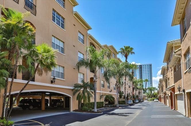 501 KNIGHTS RUN AVENUE UNIT 1215 TAMPA, FL 33602