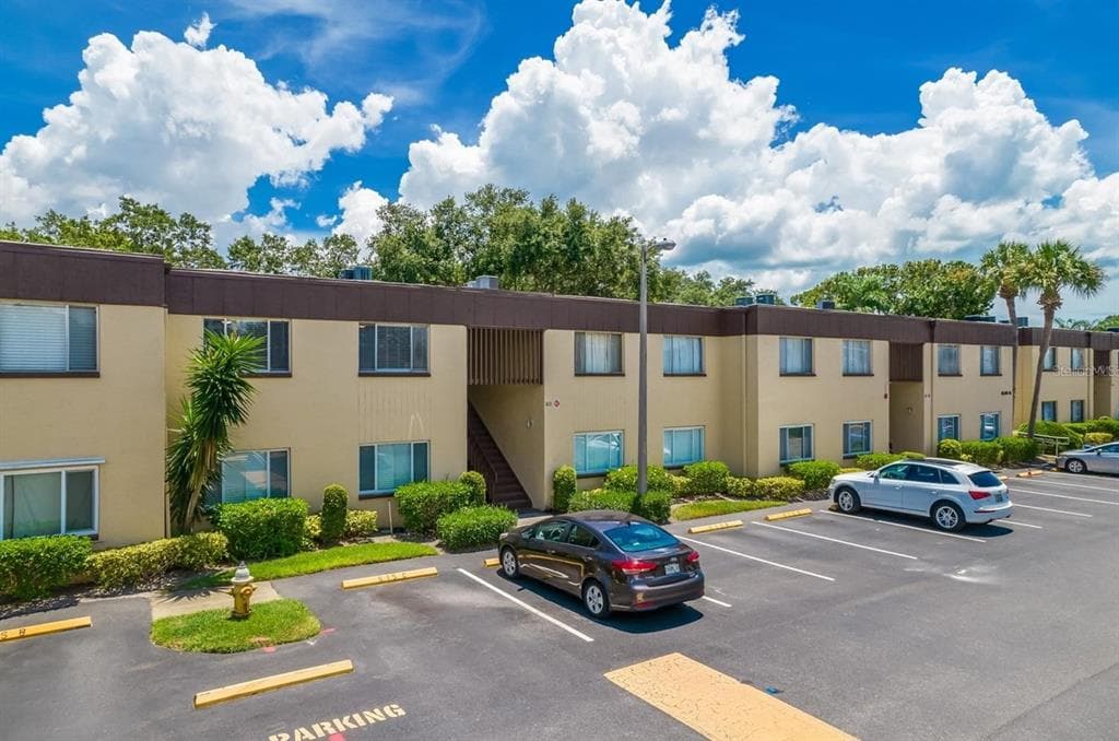603 N KEENE ROAD UNIT P-12 CLEARWATER, FL 33755