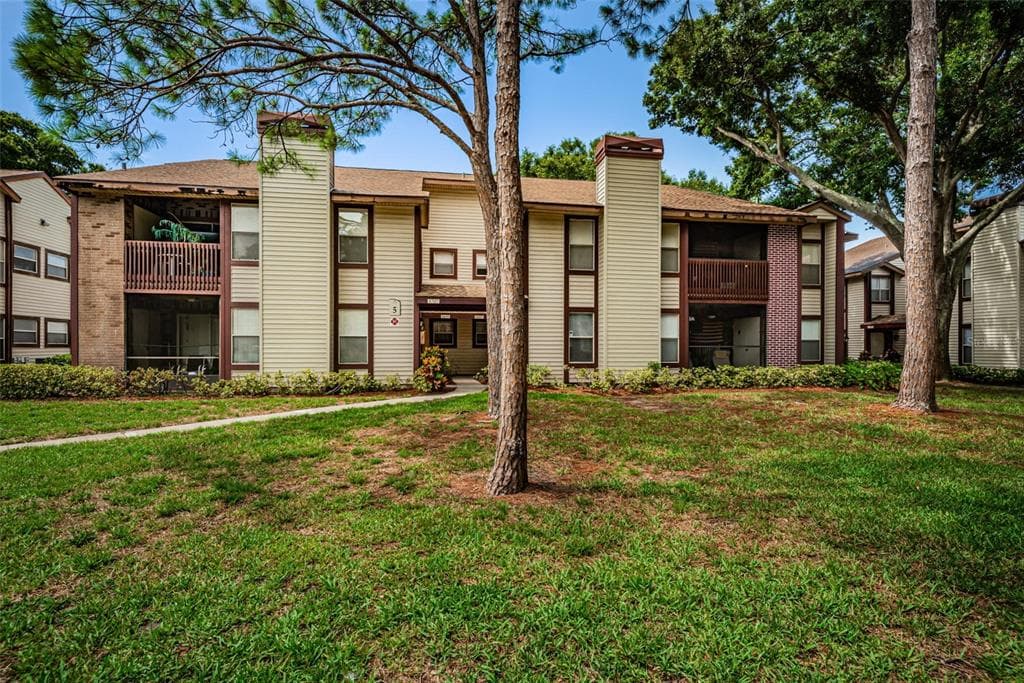 1709 HAMPTON LANE UNIT 507 PALM HARBOR, FL 34683