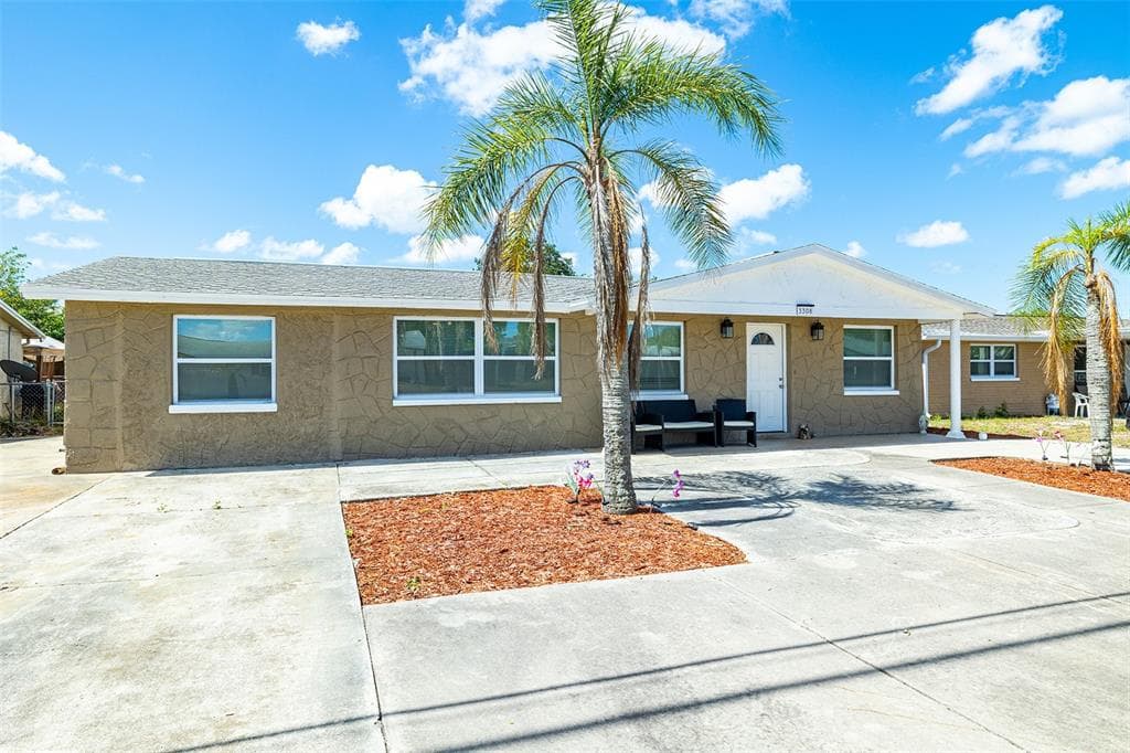 3308 DARLINGTON ROAD HOLIDAY, FL 34691