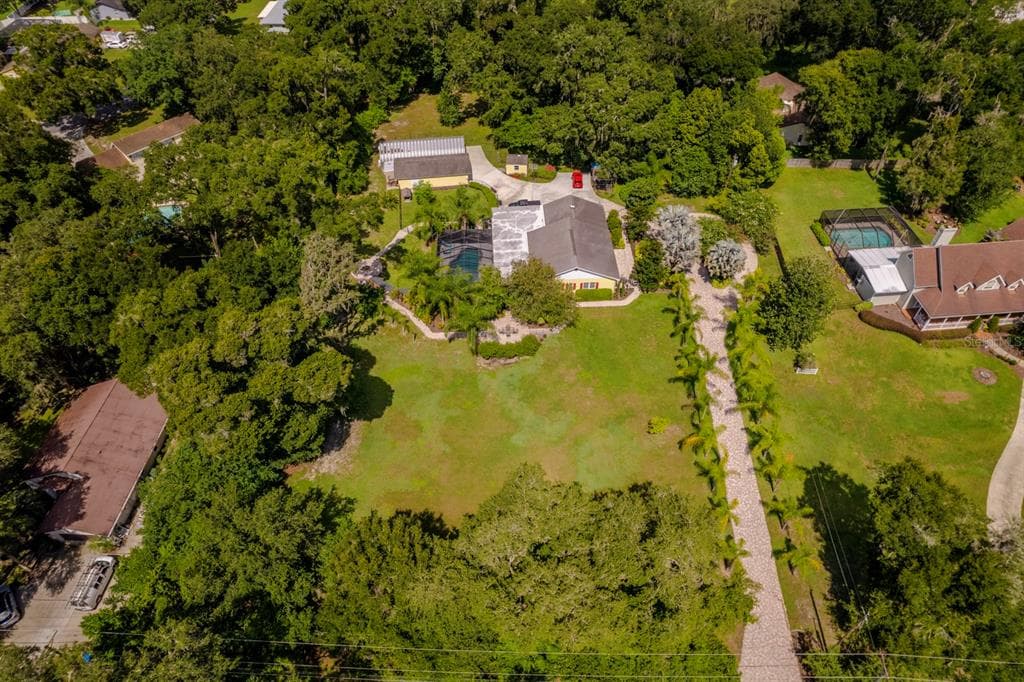 2715 LITTLE ROAD
