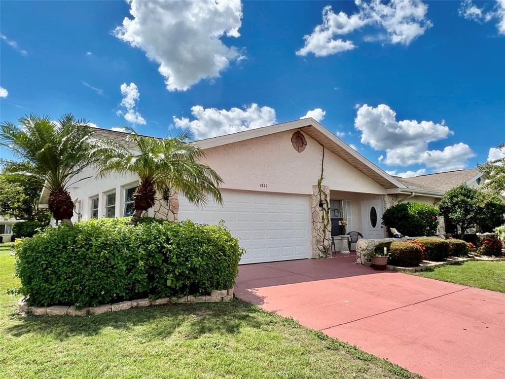 1822 COLUMBINE PLACE SUN CITY CENTER, FL 33573