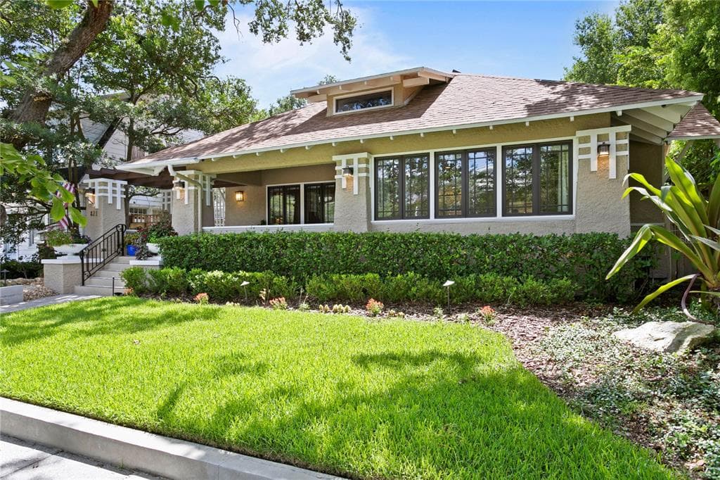 821 S DELAWARE AVENUE TAMPA, FL 33606