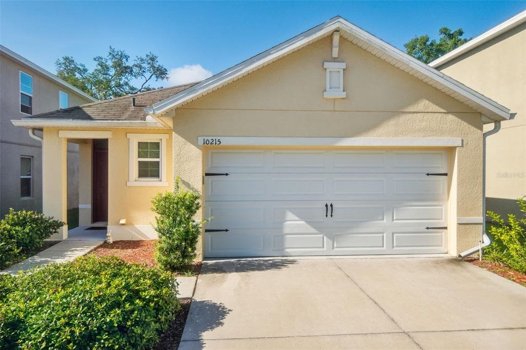 10215 HAWK STORM AVENUE TAMPA, FL 33610