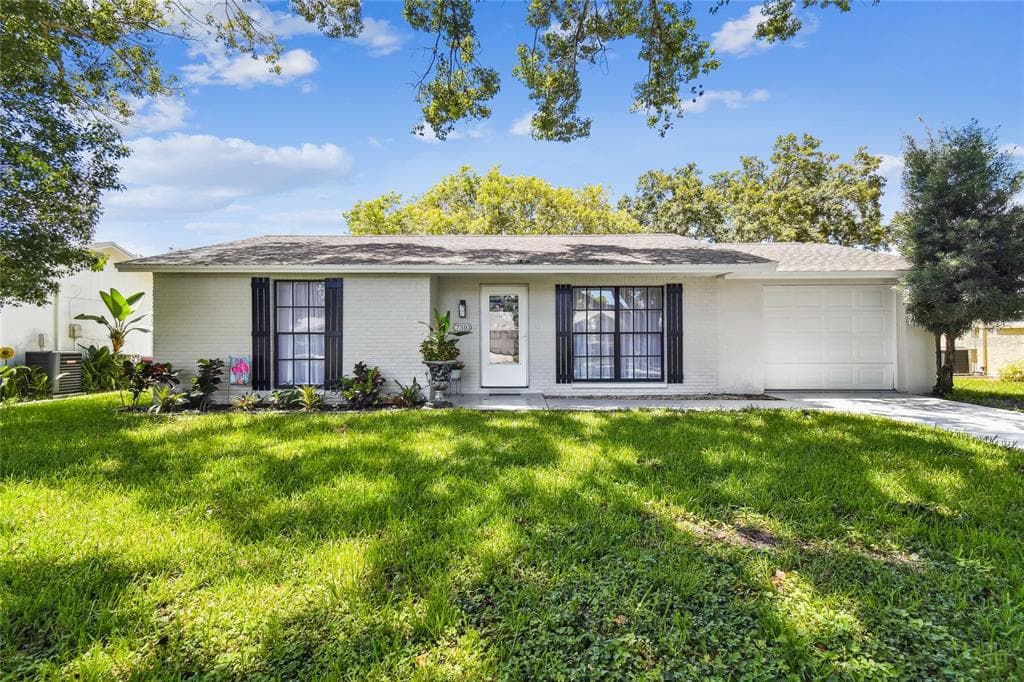 7310 AMBER DRIVE NEW PORT RICHEY, FL 34653