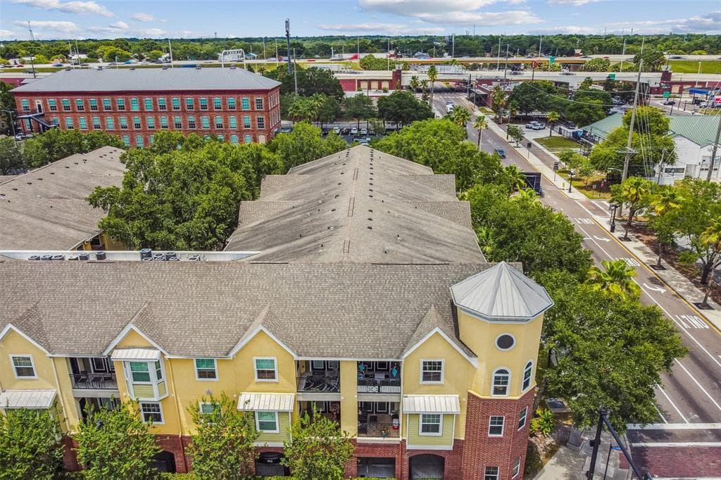 2010 E PALM AVENUE UNIT 15209 TAMPA, FL 33605