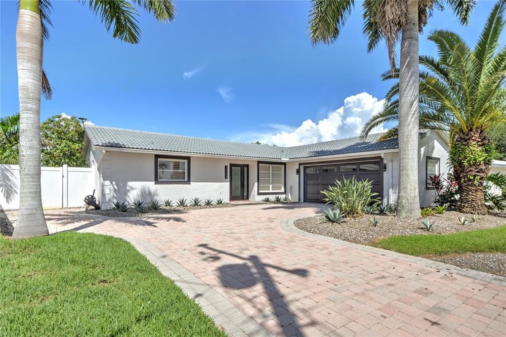 3755 BELLE VISTA DRIVE E ST PETE BEACH, FL 33706