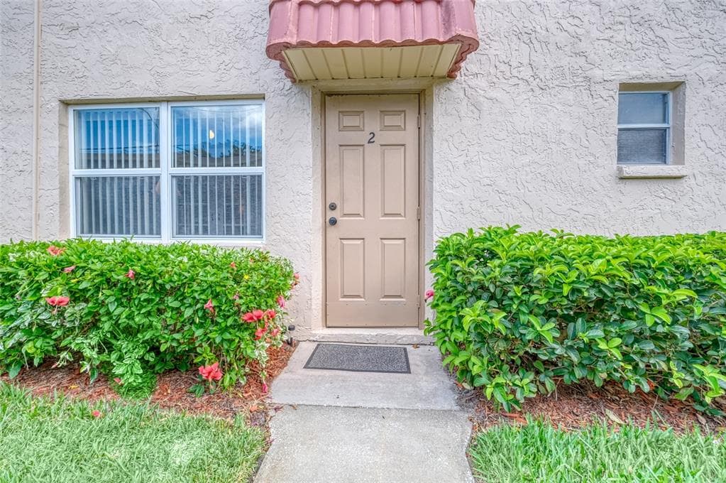 10039 62ND AVENUE N UNIT 2 ST PETERSBURG, FL 33708